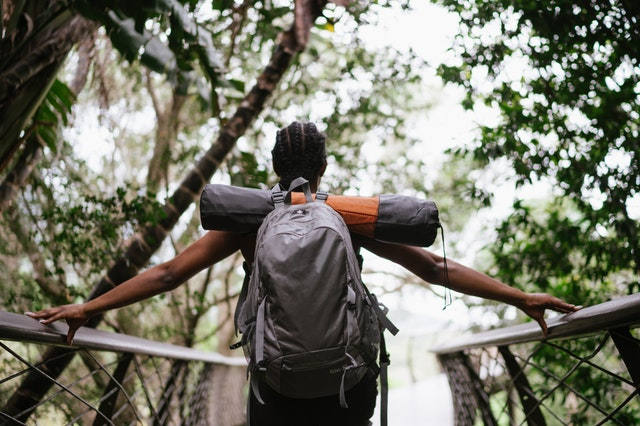 How to Reduce Your Carbon Footprint While Traveling